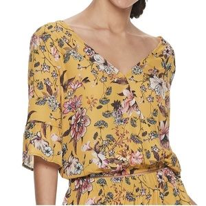 NWT Live To Be Spoiled Bar Back Surplice Top Yellow Floral Size M Juniors